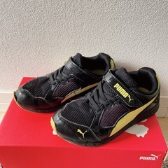 男の子　スニーカー  18センチ　3足セットの画像