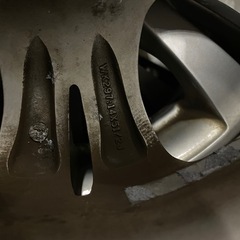 スタッドレスタイヤ
の画像