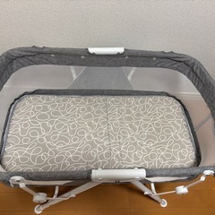 ベビー　ベッドの画像