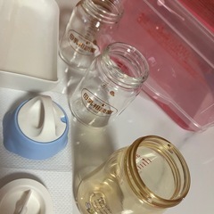 Pigeon消毒ケース 母乳相談室哺乳瓶 母乳実感哺乳瓶 母乳保存用キャップの画像