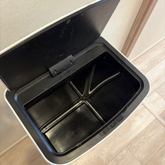 ゴミ箱　大容量50リットル　自動開閉　の画像