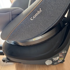 combi チャイルドシート　クルムーヴの画像