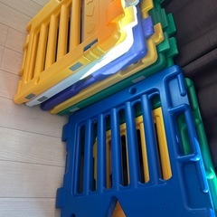 ベビーサークルの画像