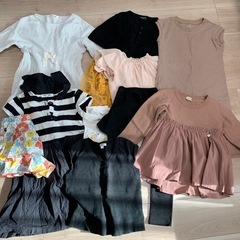 女の子　服　110から120 ダンボールいっぱいの画像