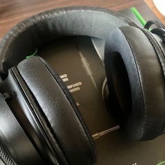 ゲーミングヘッドセット RAZER KRAKEN の画像