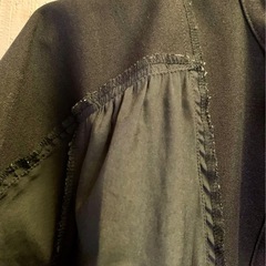 UNITED TOKYO 黒 スウィッチングギャザーブラウス-ウォッシャブル-の画像