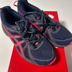 アシックス23cm新品の画像