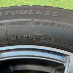 スタッドレスタイヤ　ブリザックVRX2の画像