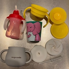 カップ3つの画像