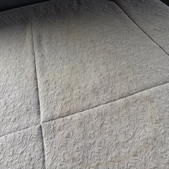 ダブルベッドフレーム（マットレス）の画像