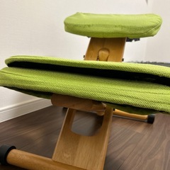 バランスチェア　姿勢矯正（学習用椅子）　の画像