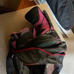 スノーボードブーツの画像