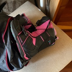 スノーボードブーツの画像