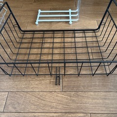 メタルラック　バスケット　吊り下げラック　ふきん掛け　　の画像