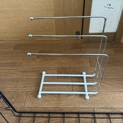 メタルラック　バスケット　吊り下げラック　ふきん掛け　　の画像