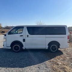 ハイエースバン S-GL 3型後期 ディーゼル 4WD 公認6人乗 26万kmの画像