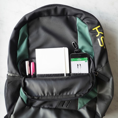 【本日限定】おしゃれリュック：他と被らないアメリカ留学で購入。新品・おまけ付きの画像