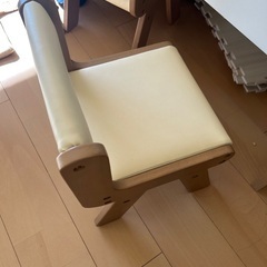 元値約32000円！ほぼ新品！子ども用テーブルとチェアセット　プラレールやレゴで遊べます！の画像