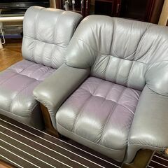 5人がけソファ・サイドテーブルの画像