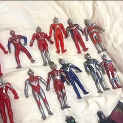 ソフビ　まとめ　ウルトラマン30体　おまけ付き　怪獣　子供　フィギュア　ヒーローの画像