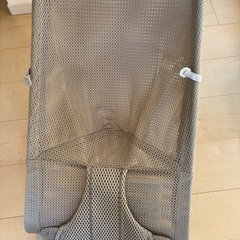 【ほぼ新品】ベビービョルンバウンサー メッシュ の画像