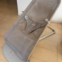 【ほぼ新品】ベビービョルンバウンサー メッシュ の画像