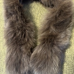 ブラウンファー マフラーの画像