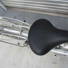 E722★限定特価　整備済み★ブリヂストン　チュリオ★ 中古自転車 【　26インチ　白　ベルト　】の画像