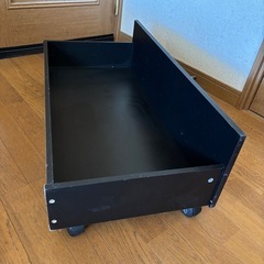 ベット下収納の画像