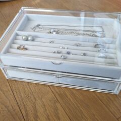 ◯ジュエリーボックスアクセサリーの画像
