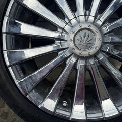 20インチアルミホイールの画像