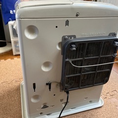 石油ファンヒーター
の画像