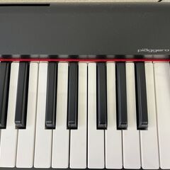 YAMAHA  NP-12B　電子キーボードの画像