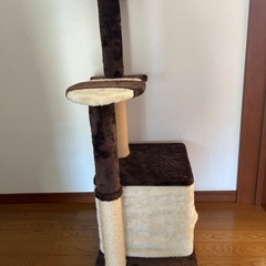 キャットタワーの画像