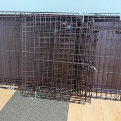 犬用ケージ  トイレスペース付き ブラウンの画像