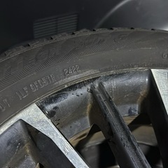 215\55r17 98Tスタッドレスタイヤ24週22年製とアルミホイール4本セットの画像