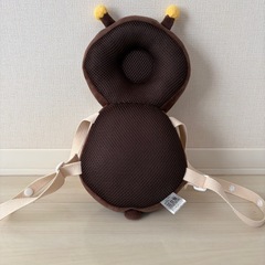 アカチャンホンポ　ベビーセーフティクッション みつばち ブラウンの画像