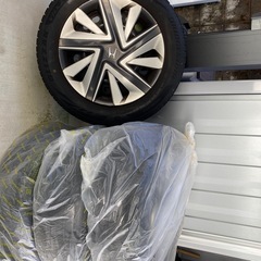 ★取引決定★冬用タイヤ一式　VRX2Z 185/60R15 ホイール付き　HONDAシャトル等用の画像