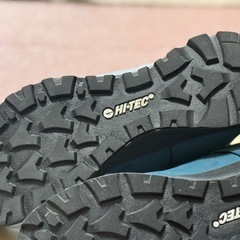 メンズトレッキングシューズの画像