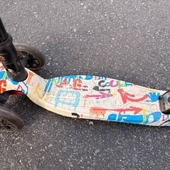 子供用スクーター　白の画像