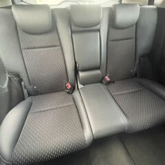 お手軽に【自社ローン＆リース】できます！！😉「けっこうブラック･･･」という方でもOKです💕保証人不要★信用情報の照会もありません🥰＜業界最安＞車検2年付！フィットHV　Lpkg　4WD　入荷です♪　お急ぎの方もどうぞの画像