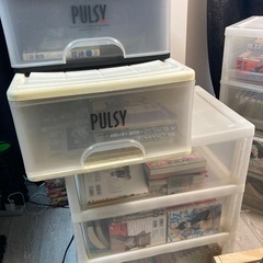 【無料・引き取り限定】漫画300冊↑ 衣装ケース付きの画像