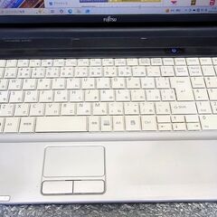 15.6型ノートパソコン 富士通 LIFEBOOK A530/AX Core i3 M350 2.27GHz Win10の画像