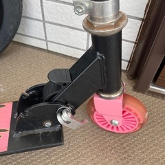 キックボードとジャンク品の画像