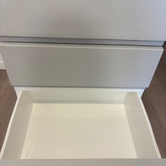 【価格相談可】工具不要で組み立て簡単ワイドチェスト デコニーCV2(3段 ライトグレー／ホワイト)衣装収納　タンスの画像