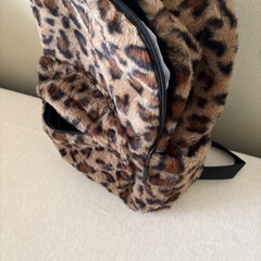 新品！レオパード柄ファーリュックの画像