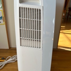 除湿機 シャープ SHARP CM-L100-W ホワイト系 コンパクトクールの画像