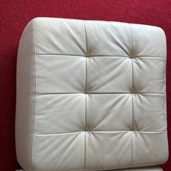 レザー
ソファ-の画像