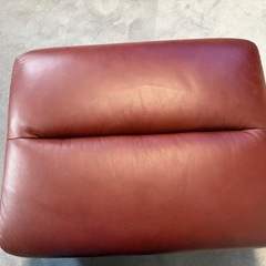 本革オットマン差し上げます。の画像