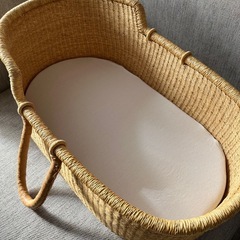 ベビーベッド　
ボルガクーファン　スタンド付きの画像